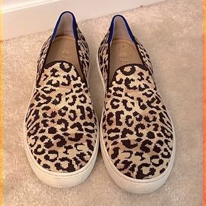 ROTHY'S CAMP CAT CHEETAH PRINT Sneakers Size 7.5